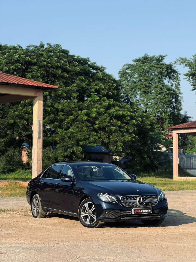 Elite Motors Gallery