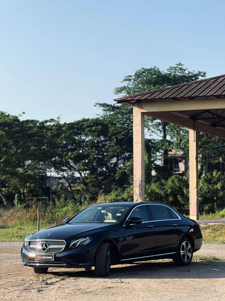 Elite Motors Gallery